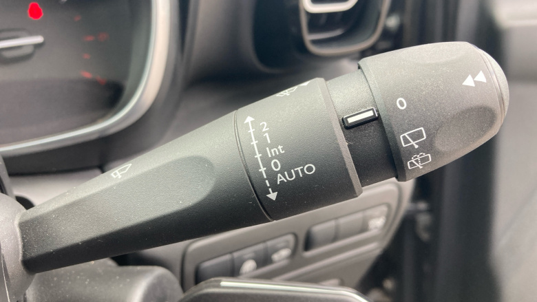 Citroen C3 Aircross 1.2 PureTech 110 Shine 5dr Petrol Hatchback